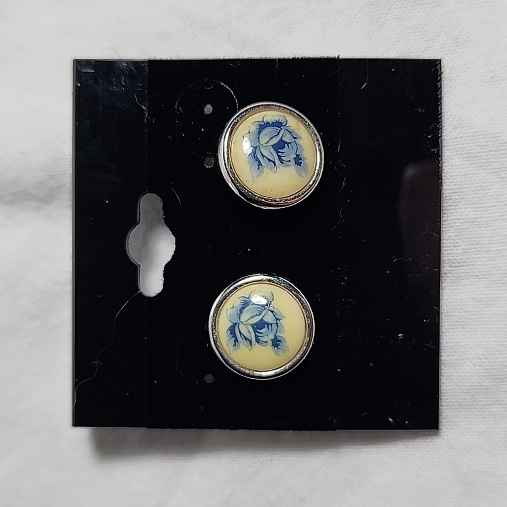 Vintage Enamel‎ Earrings